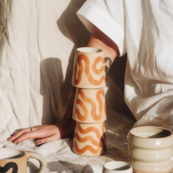 STUDIO SONTOSIS New Tan Squiggle Short Cup - Picture 8 of 8